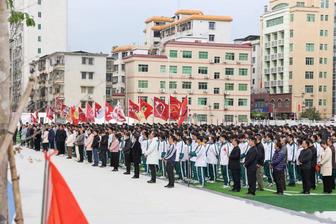 虎山中学举行高考百日誓师大会_进群_信心_高三