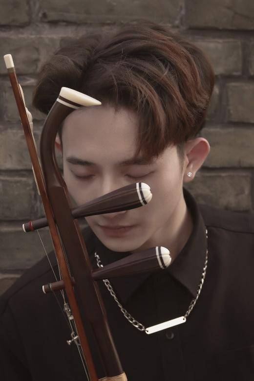 绽放的玉兰 | 民族弓弦声中讲述英雄故事——二胡独奏,重奏音乐会_中