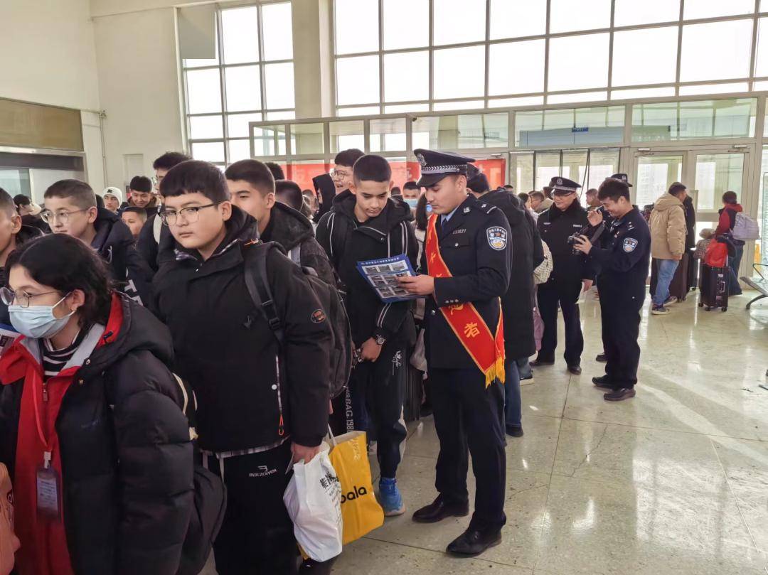 拒毒,防毒的能力,阿克陶县公安局禁毒大队联合火车站派出所开展禁毒