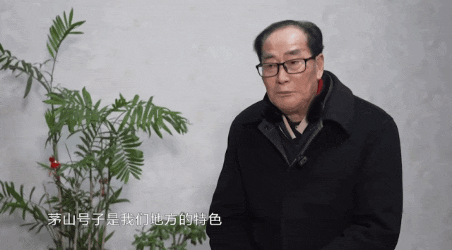 从小爱好文艺的蔡永明对茅山号子情有独钟.