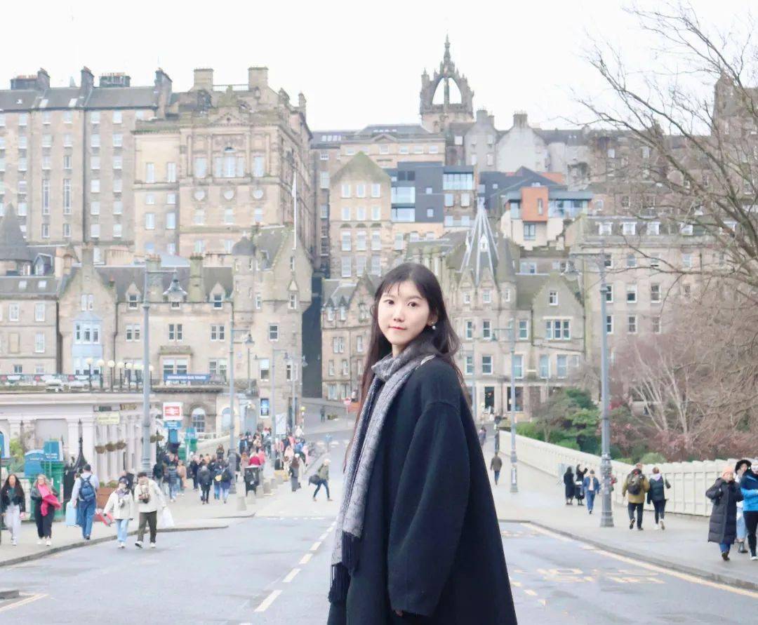 论丛李泓霖从历时角度看限定副词只的义项分合关系概要