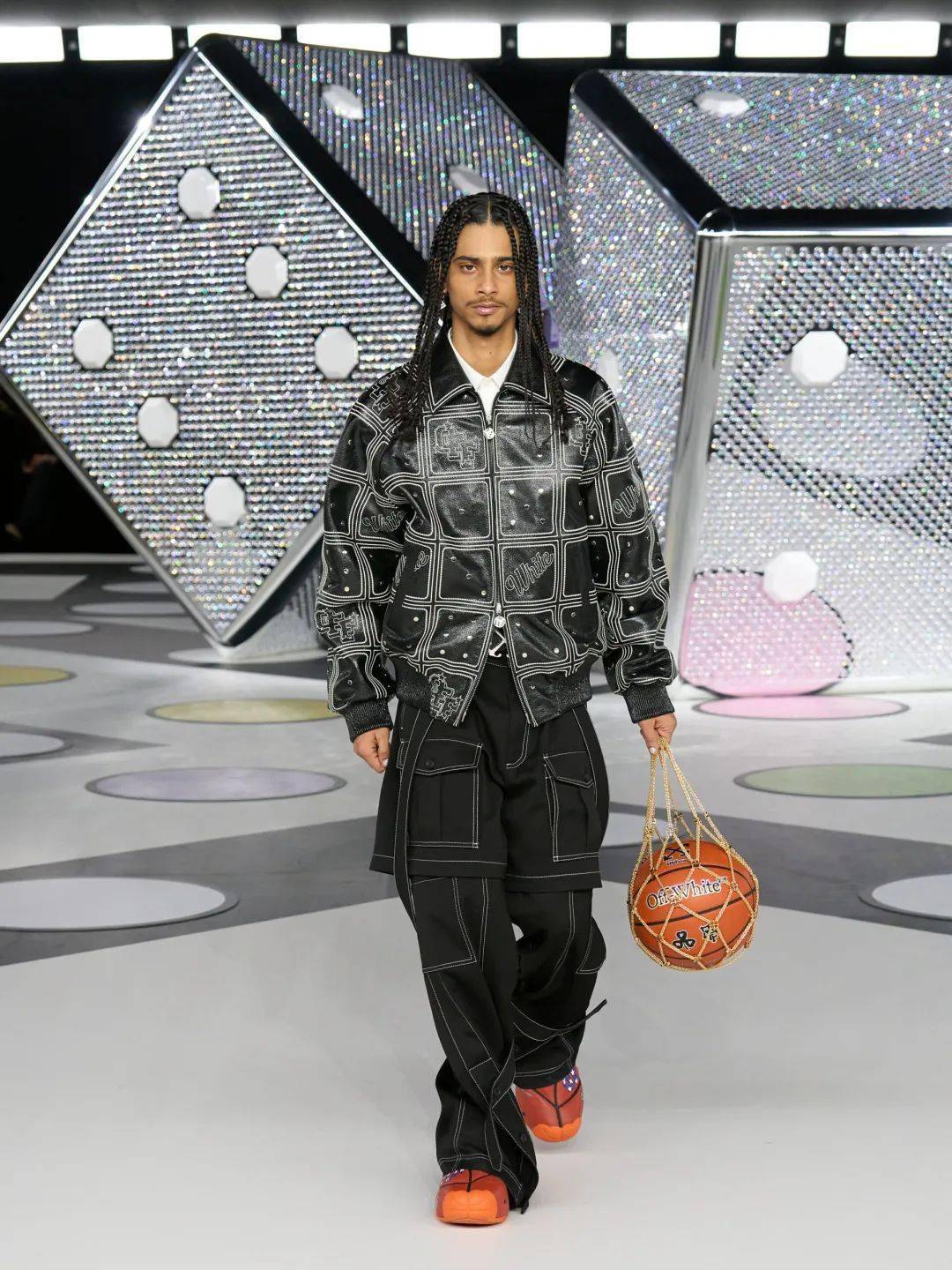 rick owens 秋冬女装系列 | supreme x tnf 最新联名登场 | stüssy