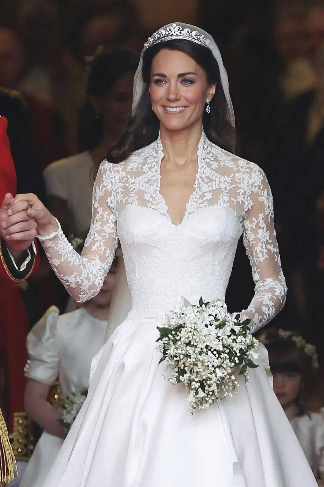 期待时髦王妃早日回归_威廉_英国王室_查尔斯