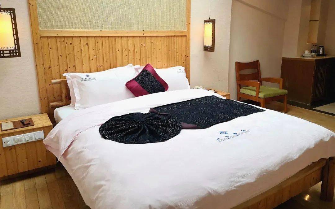 2天1夜泡50 中药森林温泉不限次~住韶关丽宫国际温泉酒店,含早餐_景区