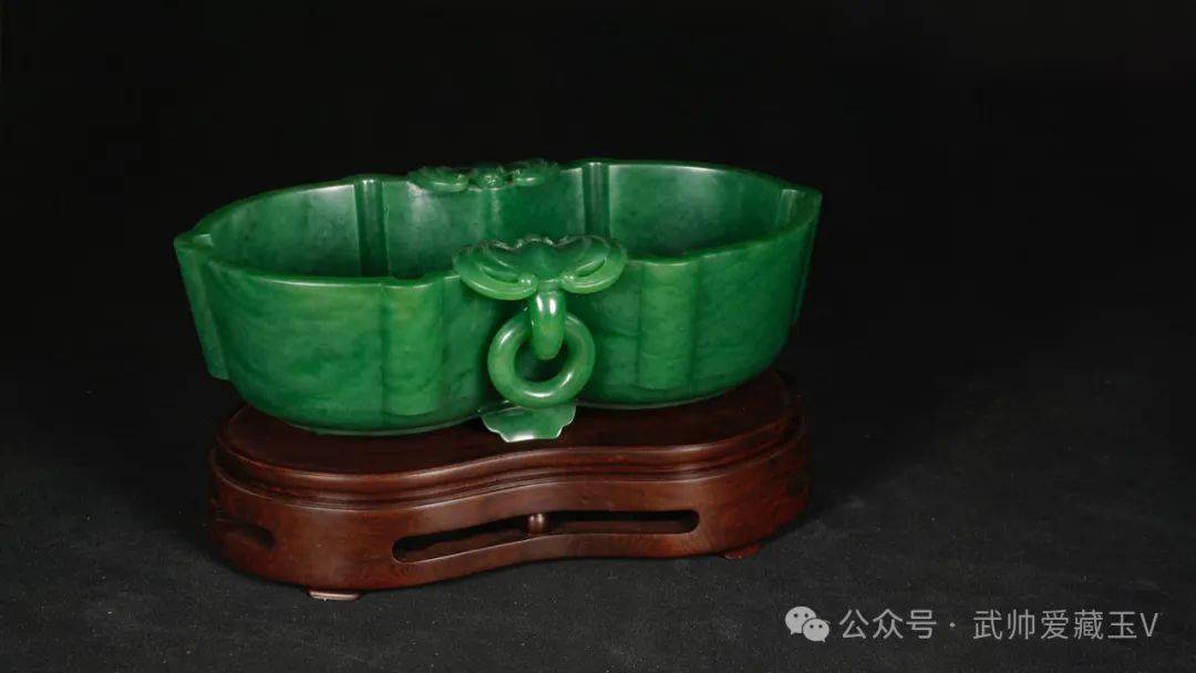 00开播玉作轻灵,暗香流动造型精美,话谈春秋个人简介武帅藏玉创始人