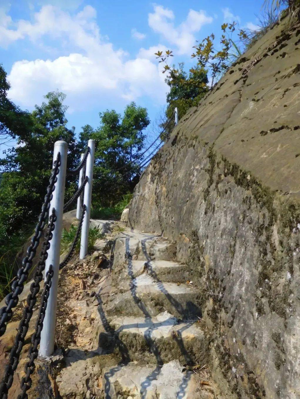 鹿寨山环山步道图片图片