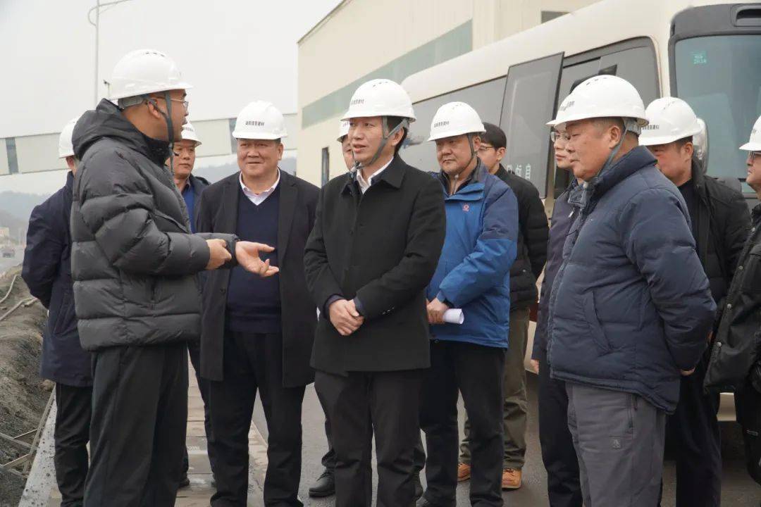 3月4日,永定区委书记张喜松深入阳湖坪街道,尹家溪