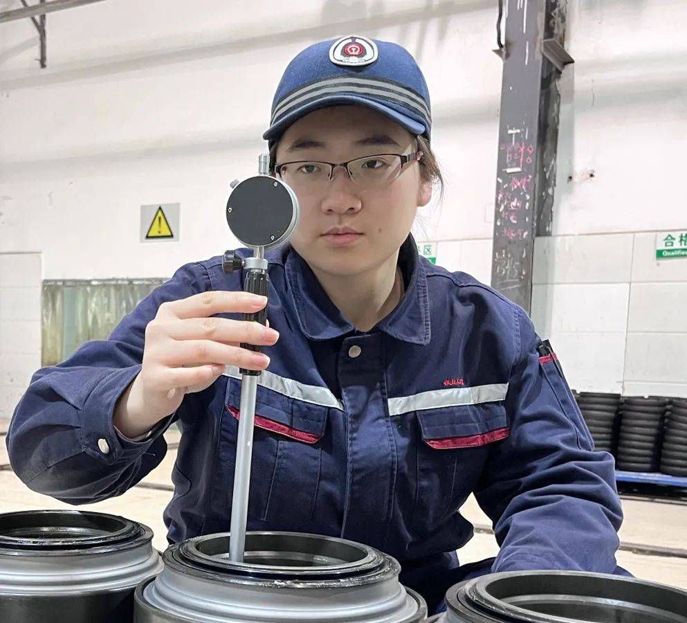 雷锋_企业_工作