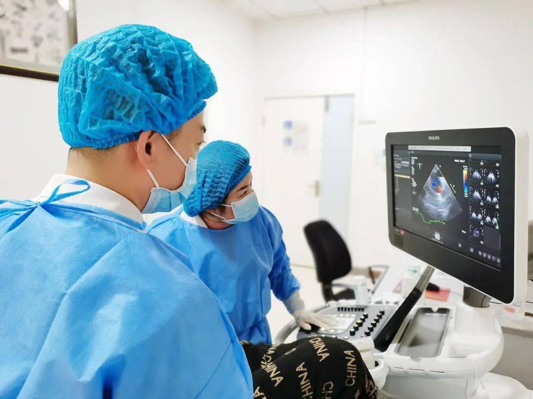高质量发展丨“贴心”更“知心” 区人民医院开展经食管超声心动图（TEE）检查_搜狐网