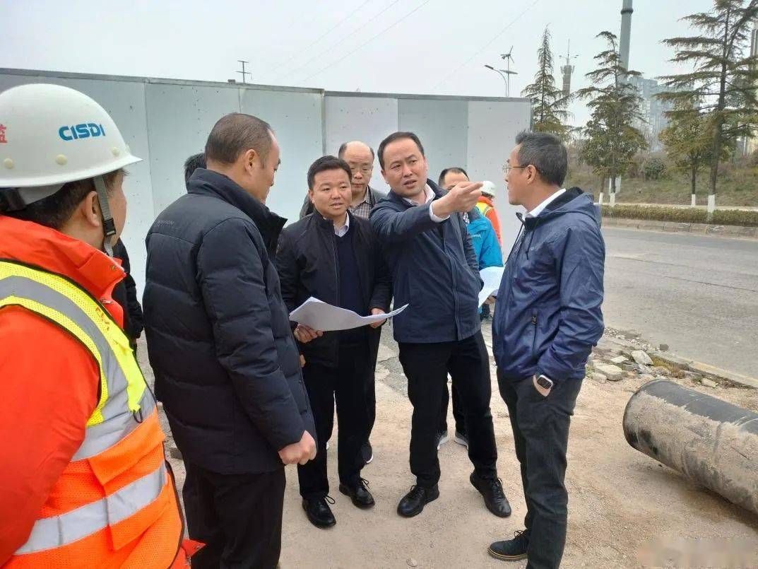 王飞检查有轨电车示范线t2线一期工程建设推进情况_运营_项目_贵阳