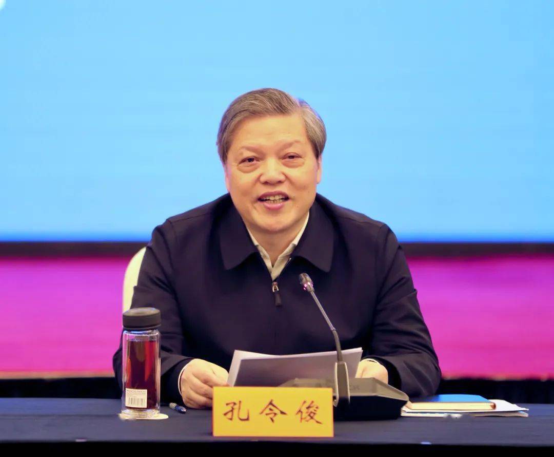 全省人大民族宗教侨务外事工作座谈会在扬州召开