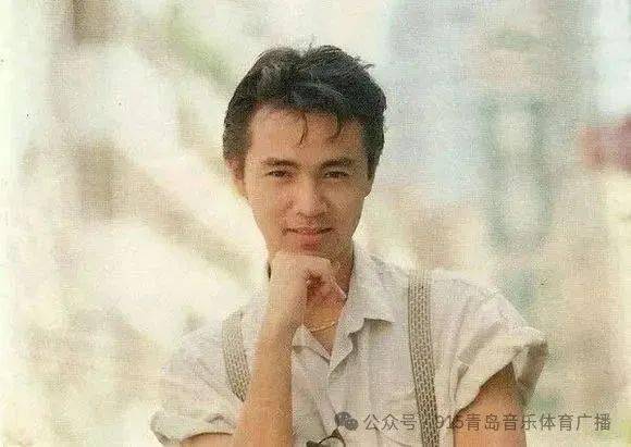童安格,曾是无数70,80后的青春,是歌坛浪漫的"白马王子".