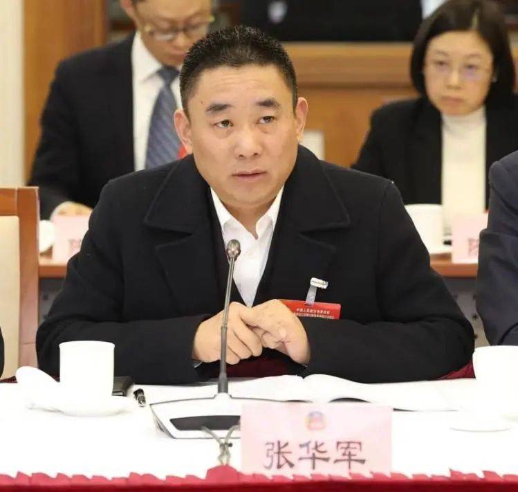 代表委员和中小企业共话海量快递包装怎么办