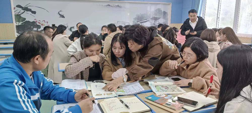 她力量致敬远赴他乡支教的女教师①