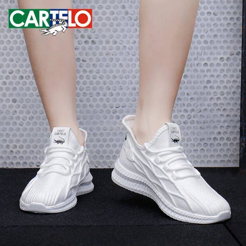 干干净净,耐穿耐造穿了一个月愣是舍不得脱平时不敢穿白鞋的我懒人真