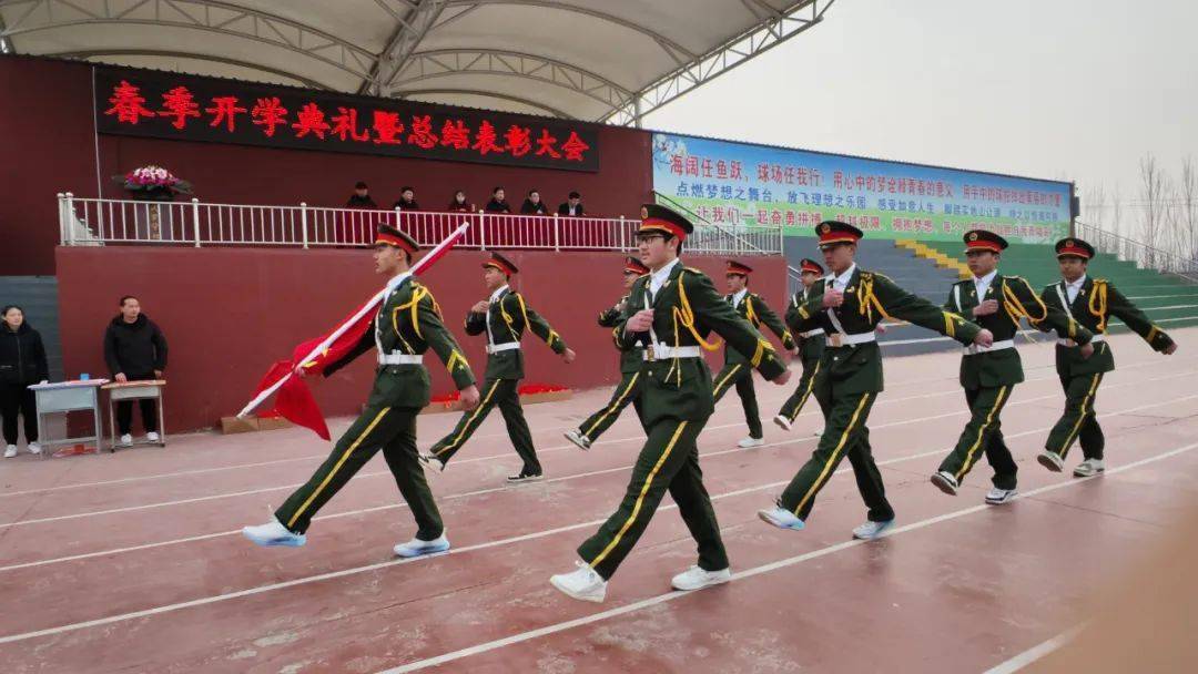 3月7日上午,武罗学校苏正校区隆重举办2023