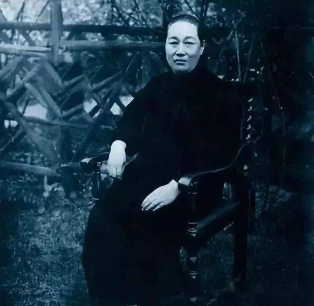 最大的出殡葬礼,逝者是中国历史上最风光的丈母娘_宋嘉树_倪桂珍_上海