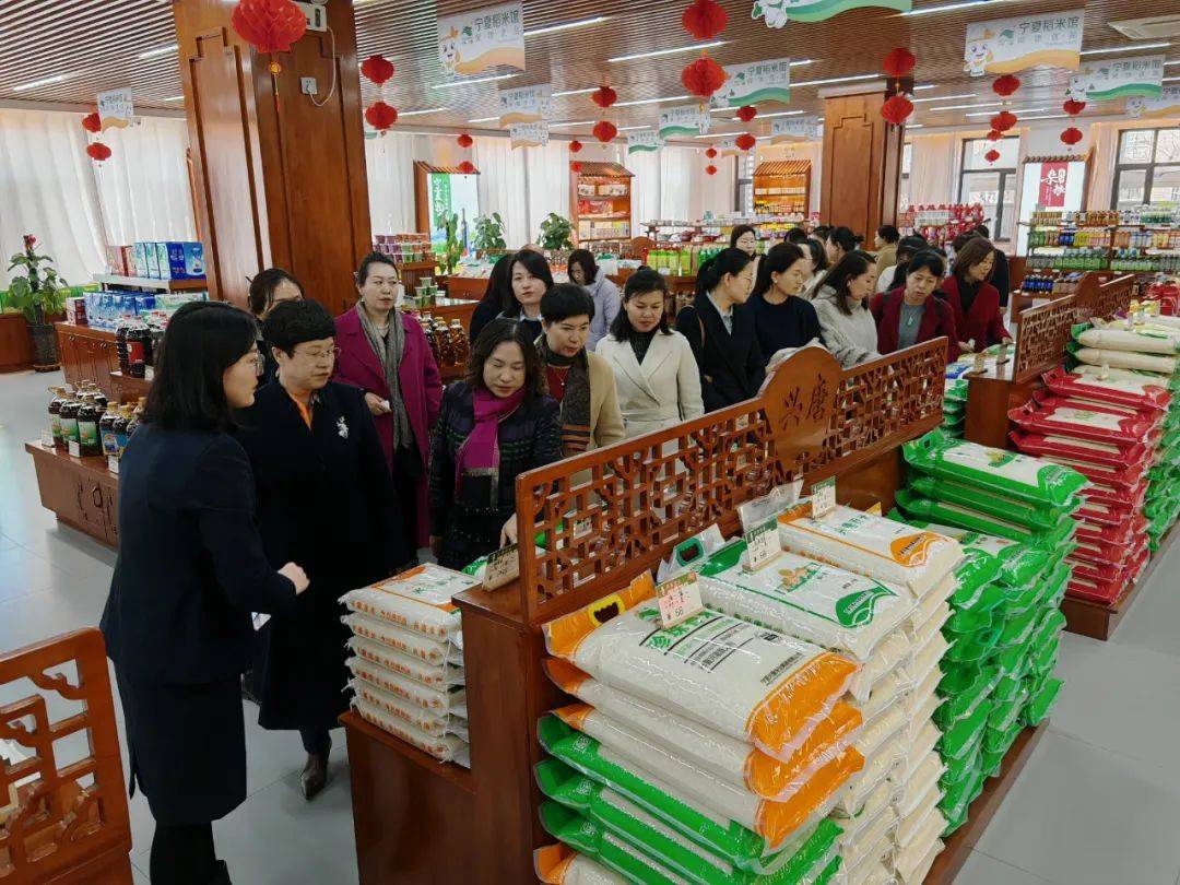 我市举办丰富多彩活动共庆三八国际妇女节