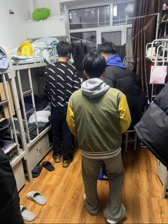 中文纪实|"严格查寝室,共创文明寝室环境" ——黑龙江外国语学院中文