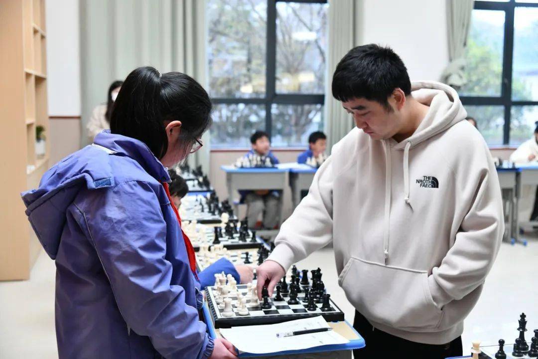 以棋明智棋妙无穷丨国际特级大师世界冠军王玥国际象棋进校园活动在