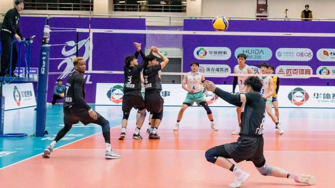 比赛是2023-2024赛季1/4决赛南京队在挑战赛中以3:1战胜四川男排上周