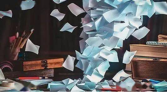 上司忙死下属闲死这是谁的错