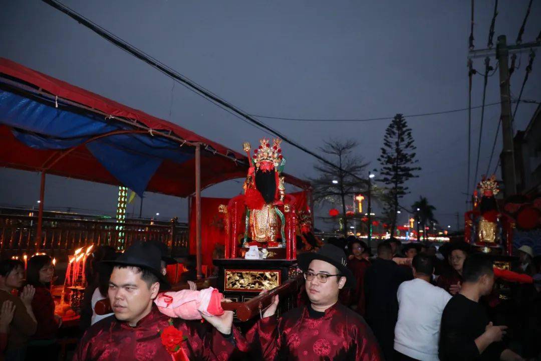 恭迎圣驾汕头市潮南区胪岗镇溪头胪溪上厝乡保生大帝十二年一次圣驾