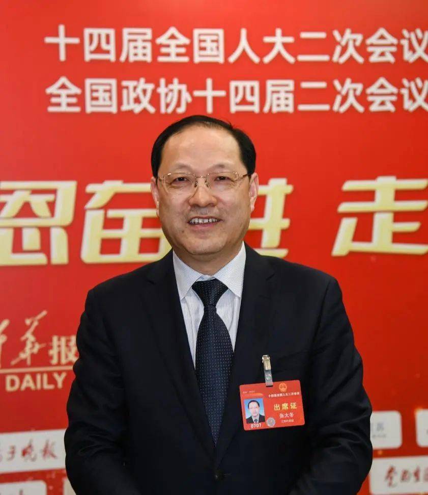 全国人大代表,江苏省淮安市新安小学校长张大冬青少年阶段是人生的"