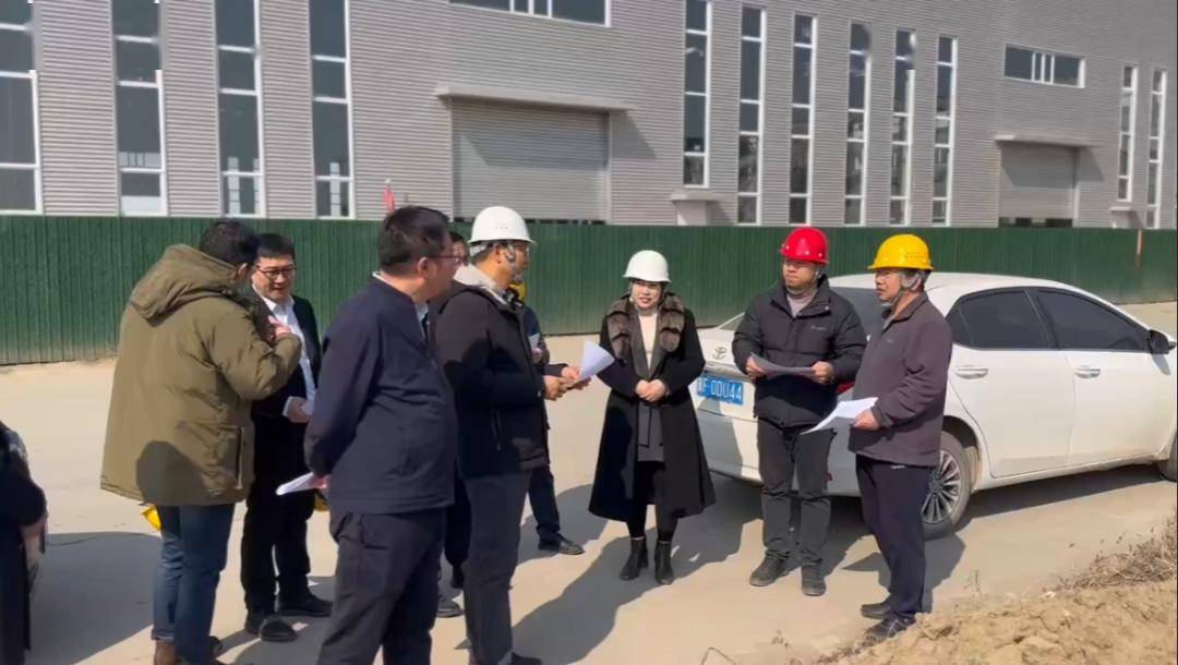 徐澜总经理陪同中沙相关领导参观优尼科新厂址共进午餐午餐会上,双方