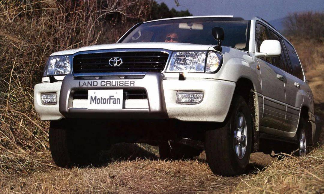 lc100 (j100-101) 1998–2002lc100 (uzj100w) 2002–05lc100