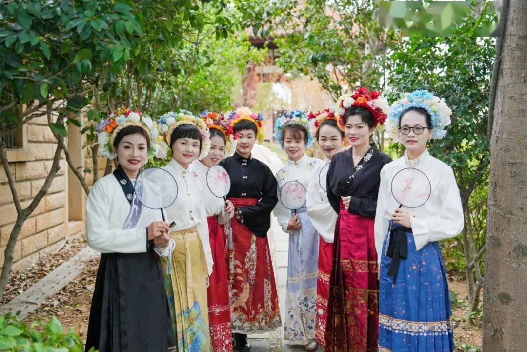 把春天簪在头上五店市春日簪花大会太赞啦