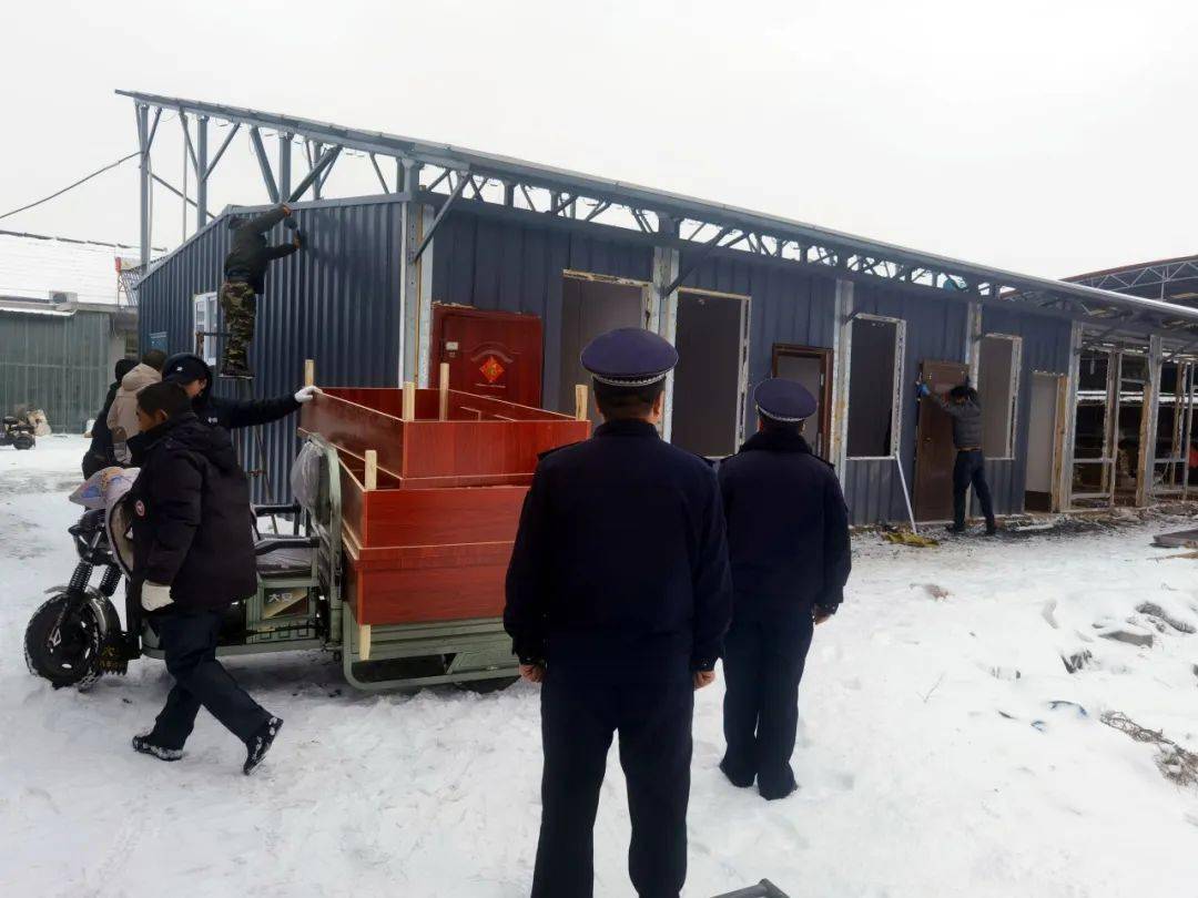 平度南村保护耕地出重拳铁腕执法拆违建