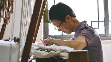 匠心坚守 传承“织中之圣”——专访“苏州缂丝织造技艺”非遗项目代表性传承人马惠娟_作品_工艺