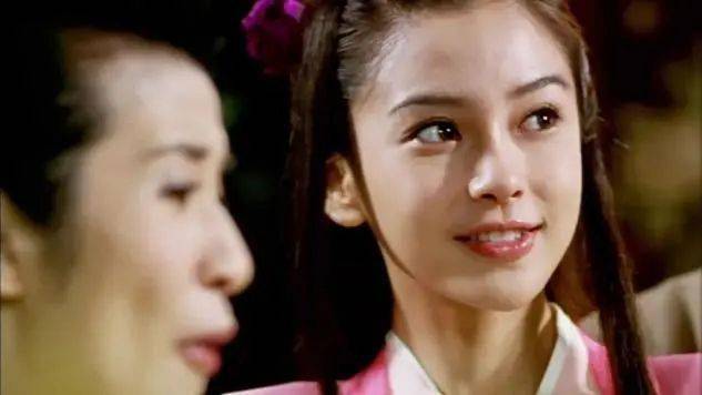 从片酬8000万到无人问津与黄晓明离婚2年后杨颖的现状令人唏嘘