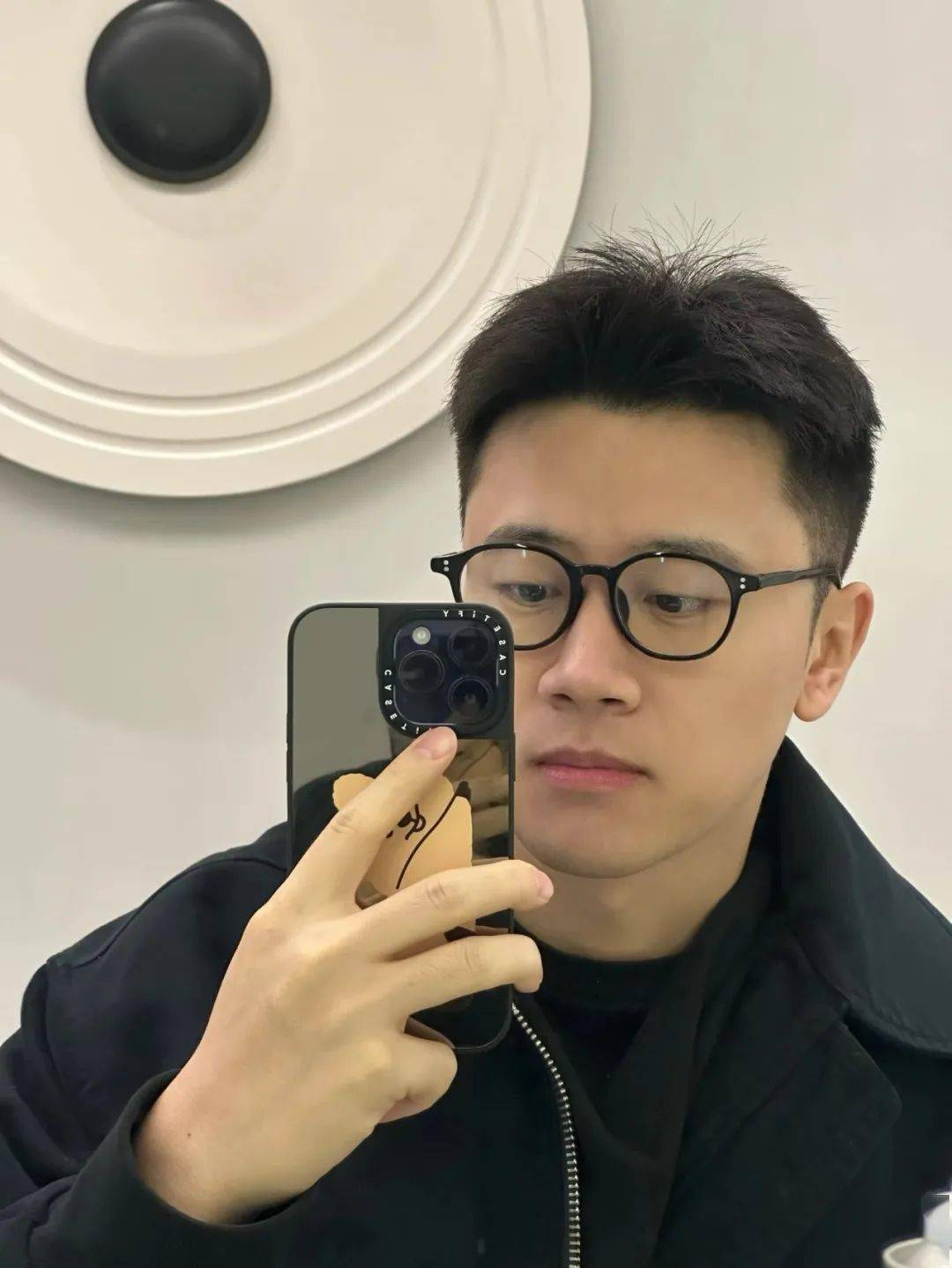 9款氛围感男生发型～_侵权_照片_网络