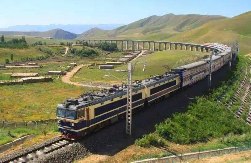 新疆18怪令人目瞪口呆