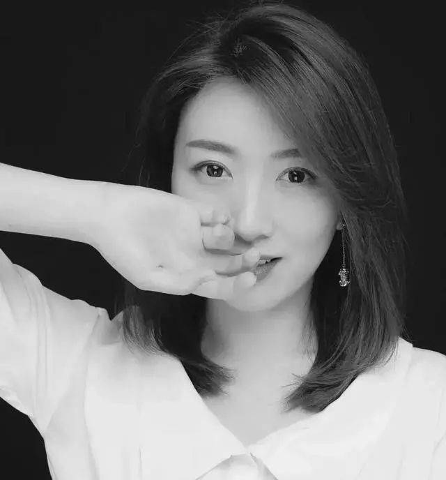 这几位美院才女的画作越看越陶醉