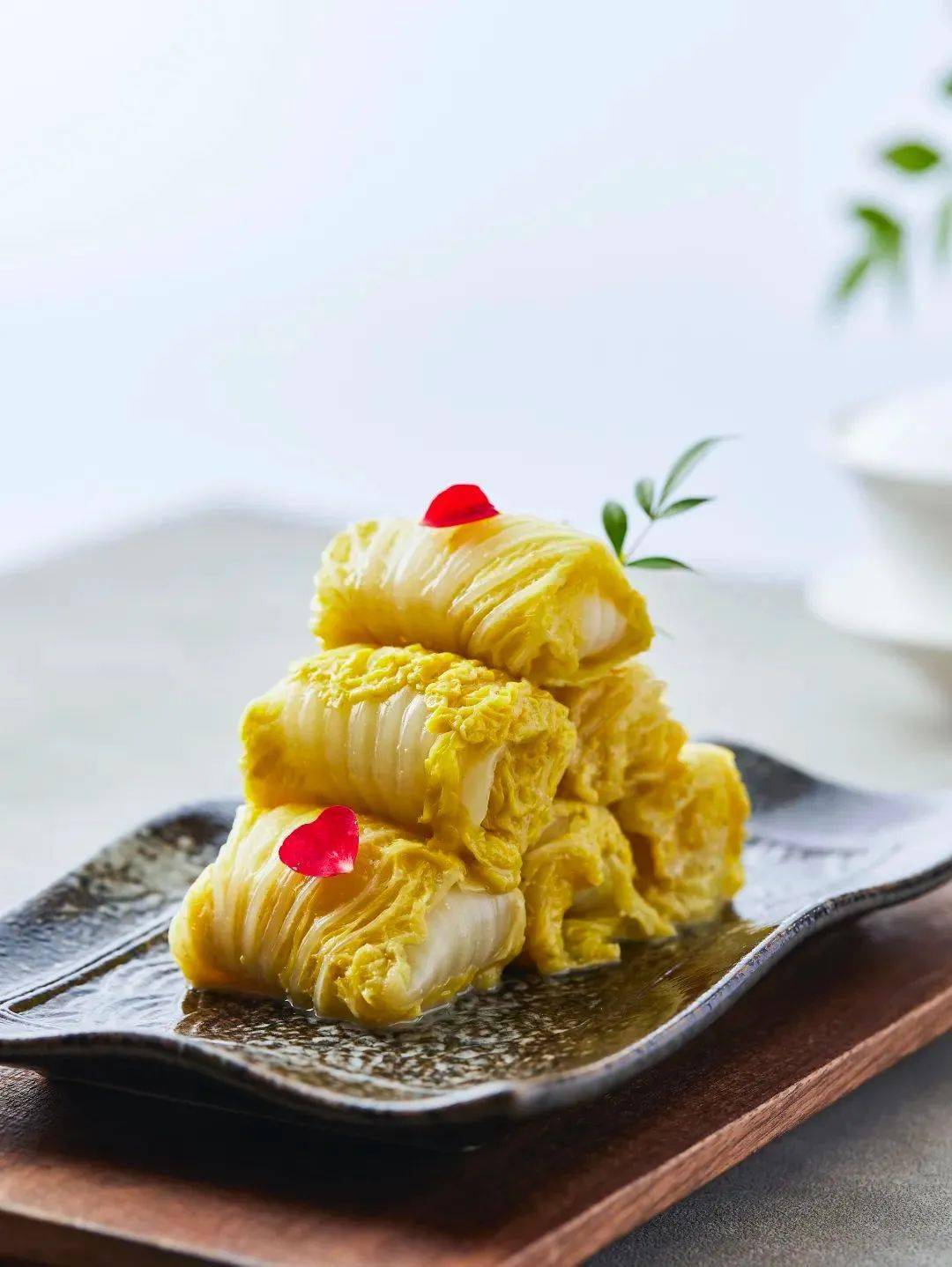 醋溜大黄鱼大良特色煎虾饼干葱紫苏豆豉爆鸡球罐焖澳洲牛肉