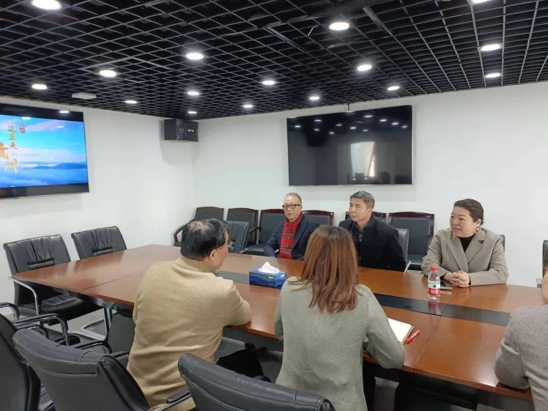 张琳在上海市旅游行业协会联系对接工作