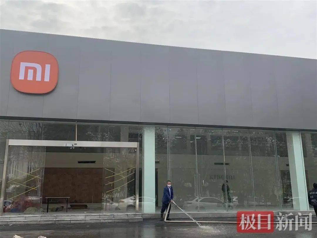 3月25日正式对外开放记者实探小米汽车门店