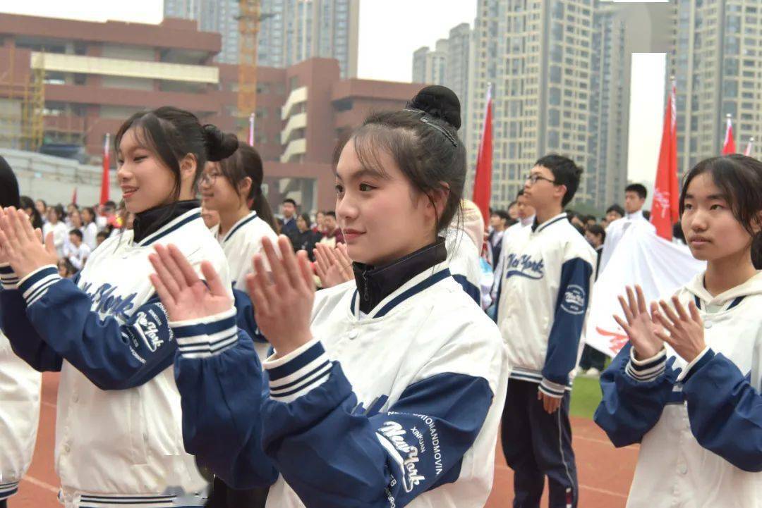 龙"运"春气,趣"燃"活力——重庆二十九中学隆重举行2024春季体育艺术