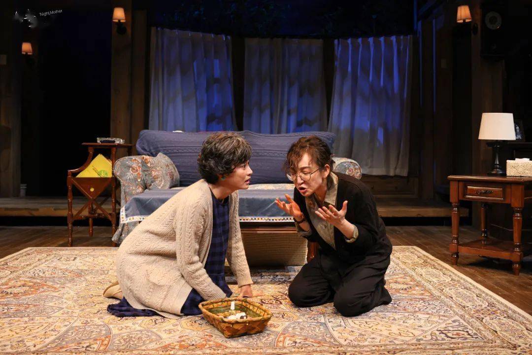 在舞台上生活在戏剧中论爱