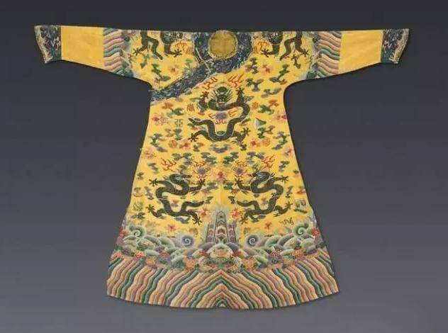 清朝帝王的吃穿用度_龙袍_皇帝_黄色