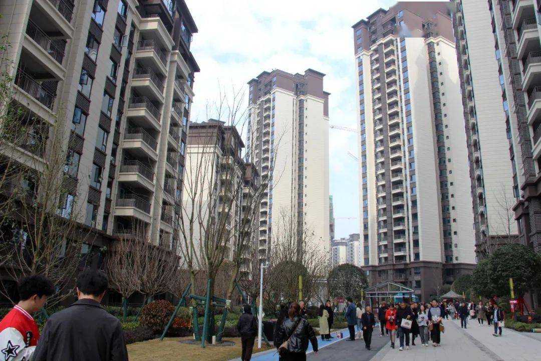 1421套,南充阳光·临江邸3月14日起集中交房!