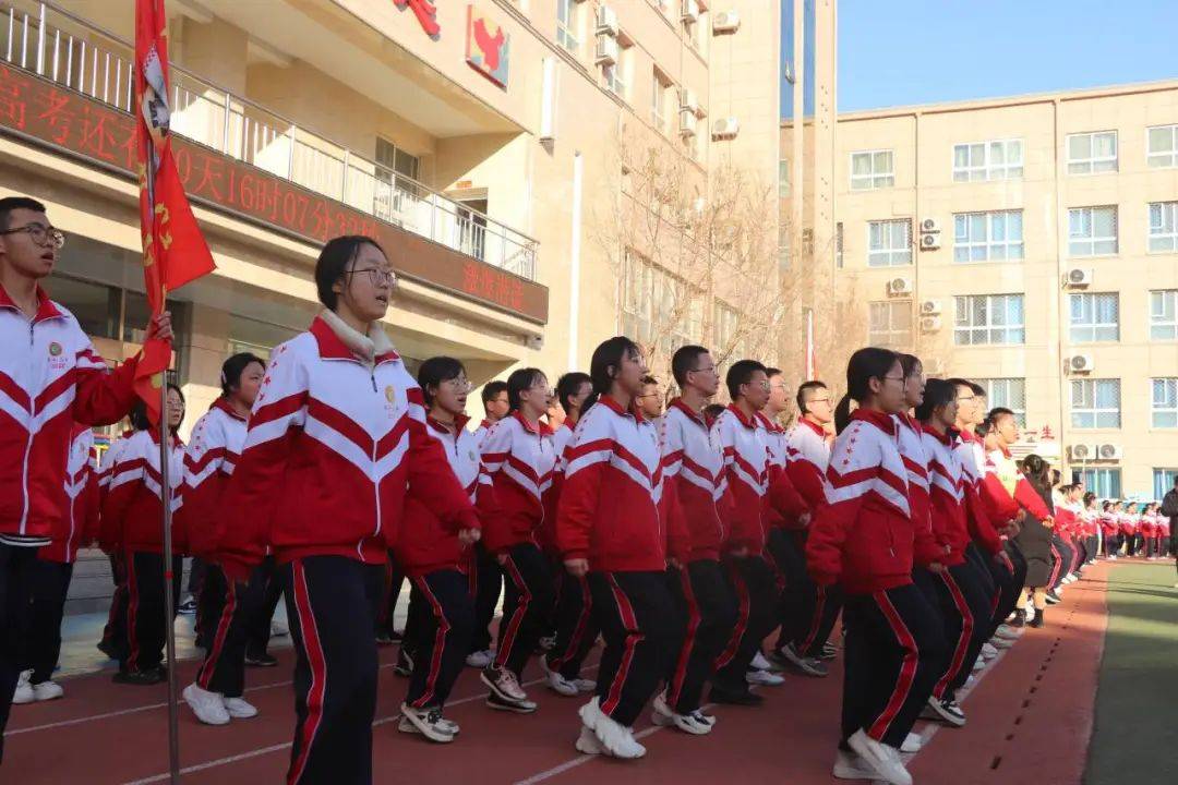激情运动与春日活力并存看衡水十三中学子上演青春大片快来一探