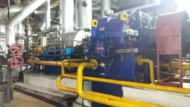 还要通过高压加热器进行加热)送往锅炉汽水系统中(汽包炉的话就进汽包