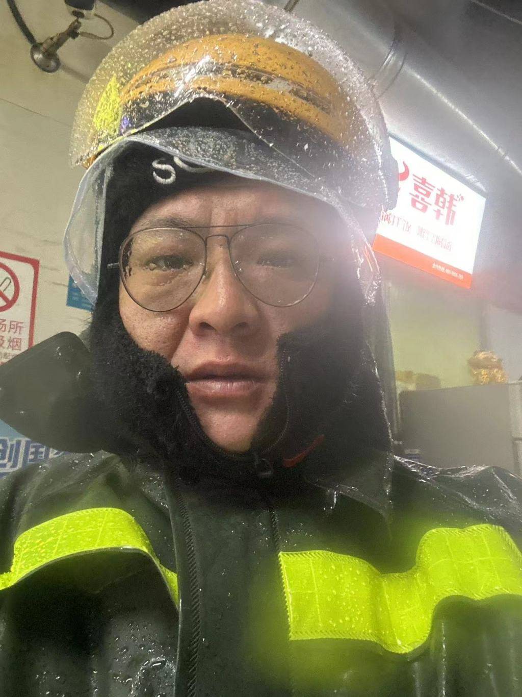 我跟亲戚借了不少钱,此外还有网贷,信用卡透支.
