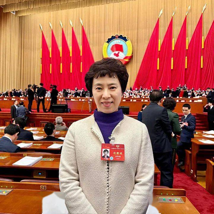 胸怀国之大者心系民生小事来自全国两会上的安泰声音