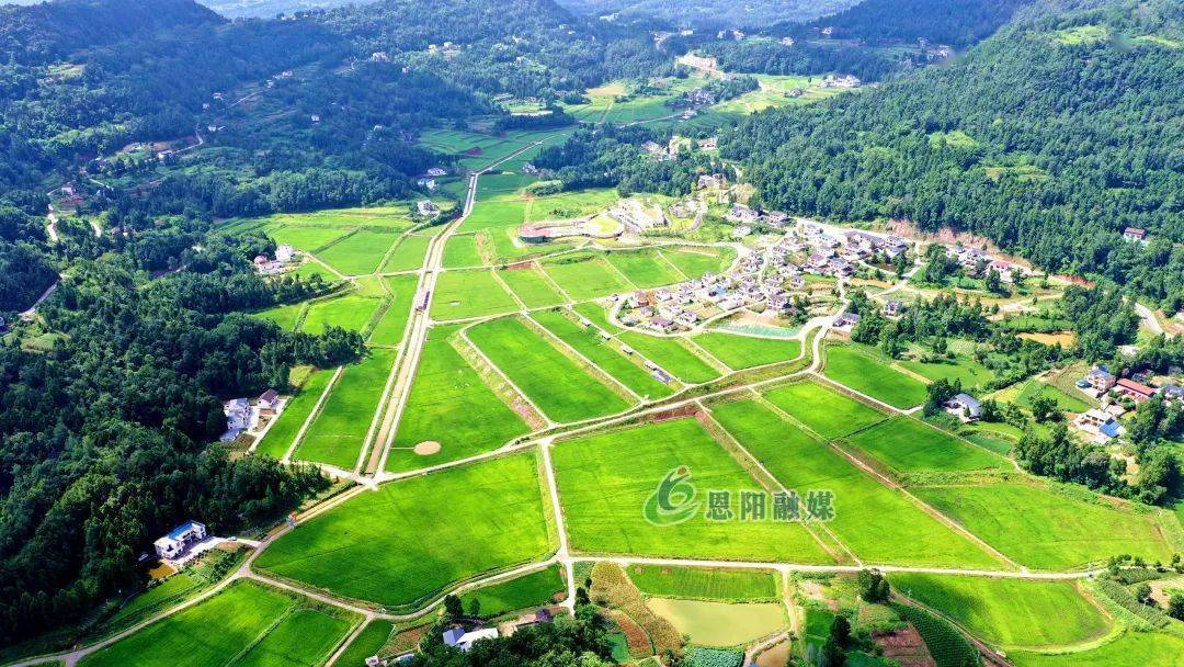 近年来,巴中市恩阳区探索"交通 三区同建"新模式,以高质量交通运输