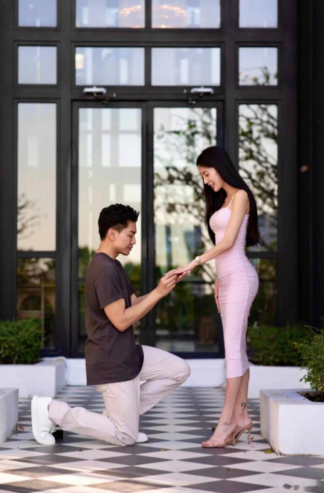 又一位rapper求婚成功!_孔令奇_星标_孔子第